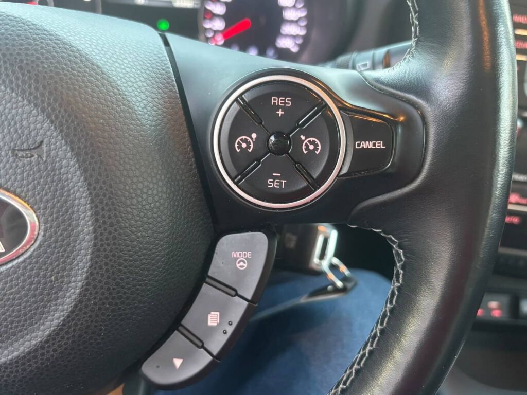 Kia Soul 2017 Punainen