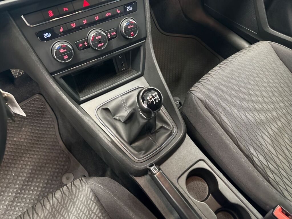Seat Leon ST 2017 Musta
