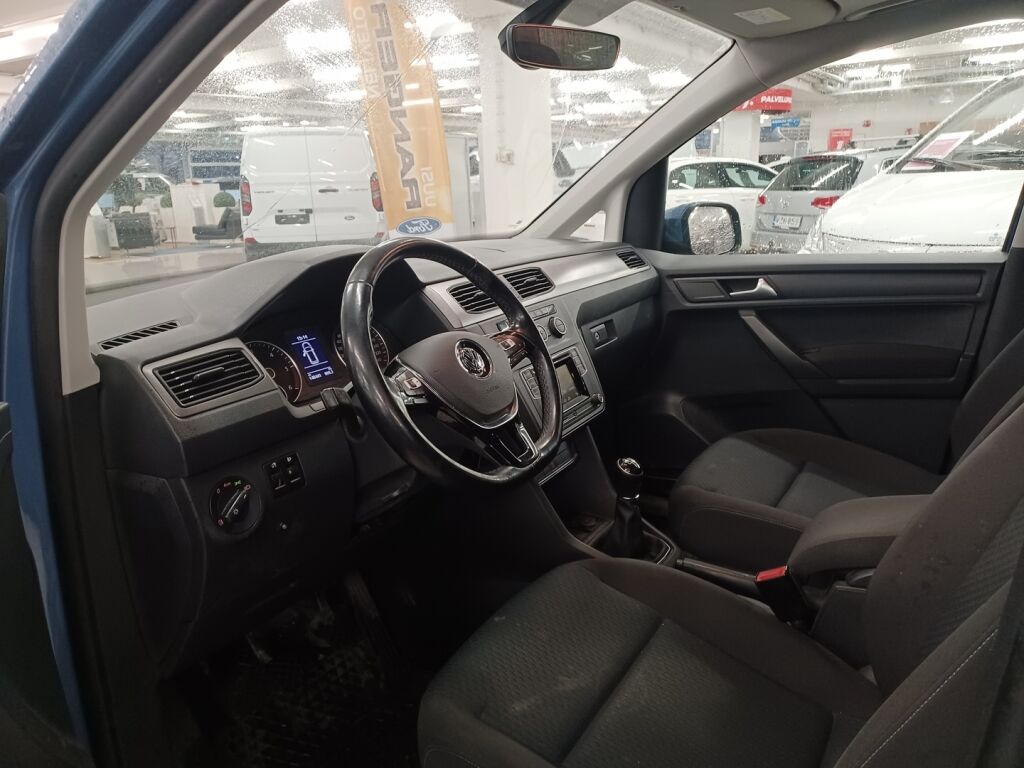 Volkswagen Caddy Maxi 2017 Sininen