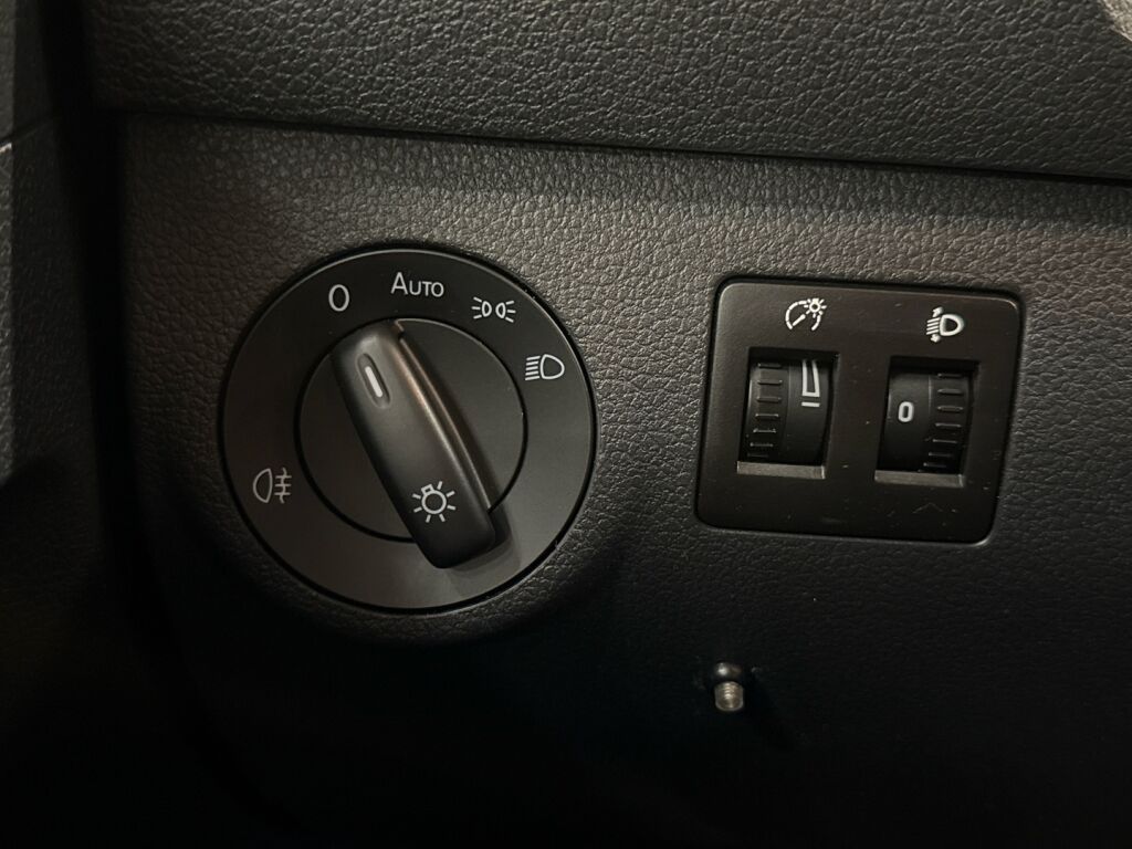 Volkswagen Caddy Maxi 2017 Sininen