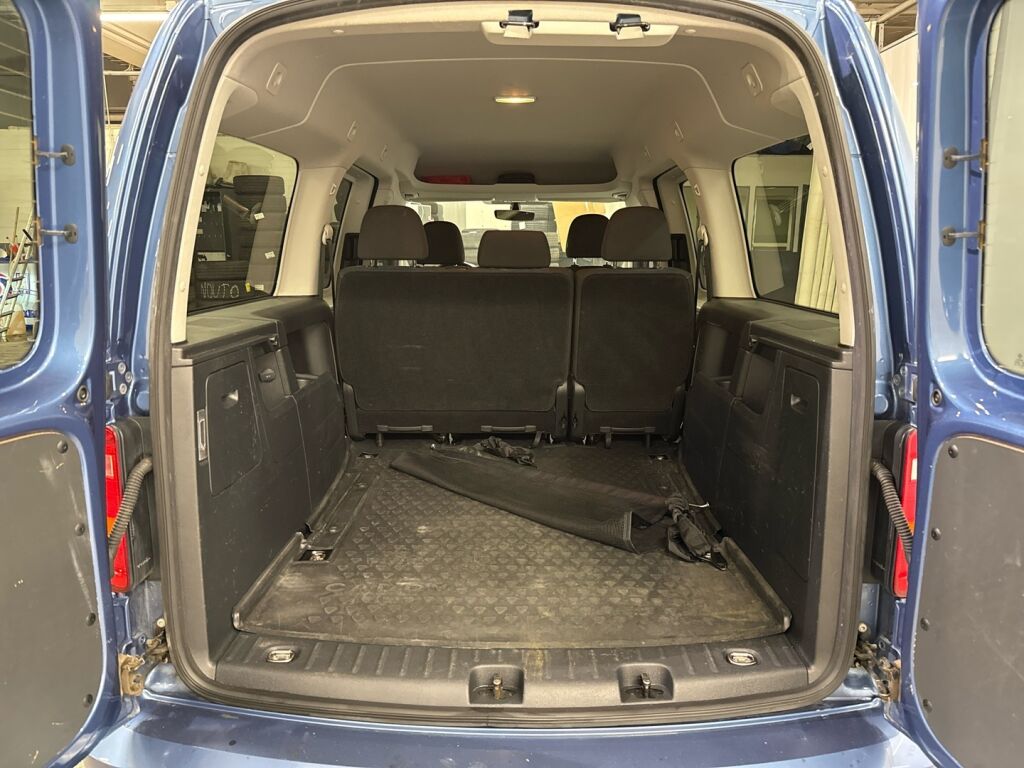 Volkswagen Caddy Maxi 2017 Sininen