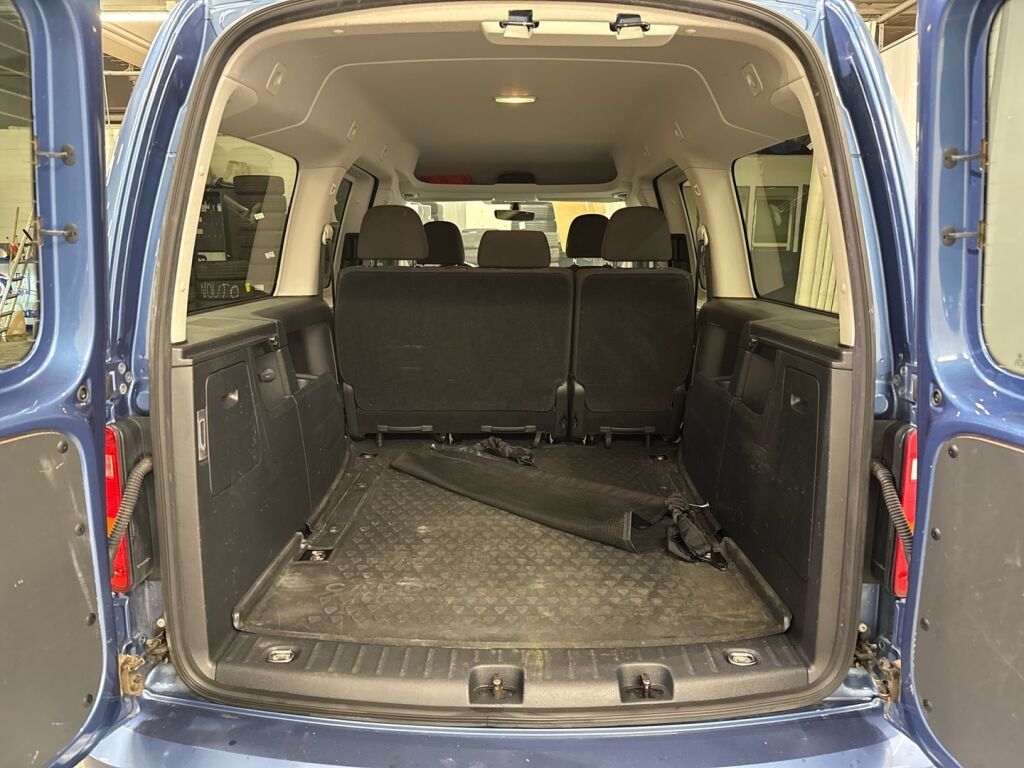 Volkswagen Caddy Maxi 2017 Sininen