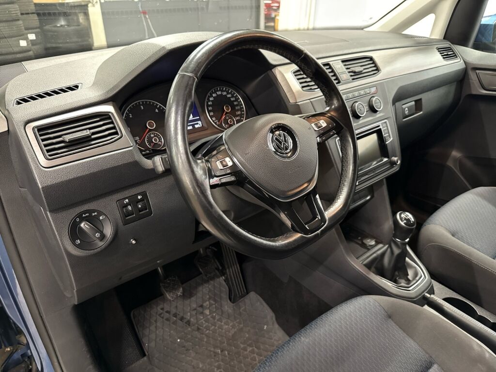 Volkswagen Caddy Maxi 2017 Sininen
