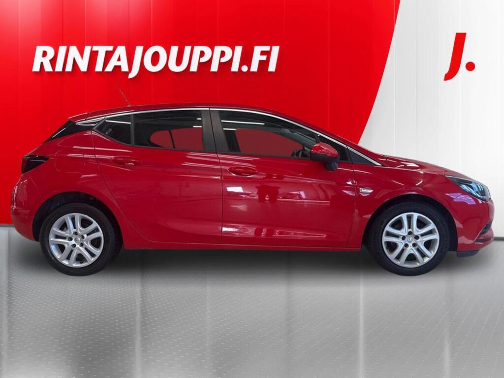 Opel Astra 2017 Punainen