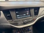 Opel Astra 2017 Punainen