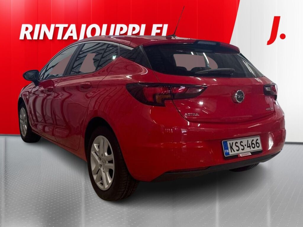 Opel Astra 2017 Punainen