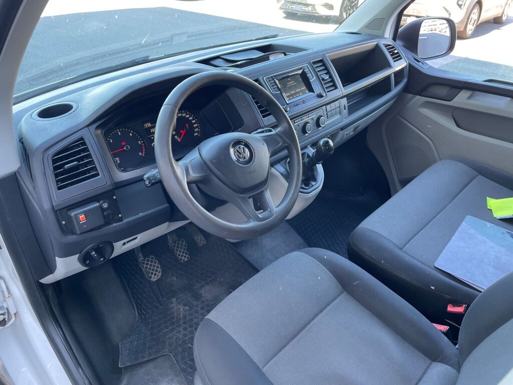 Volkswagen Transporter 2017 Valkoinen