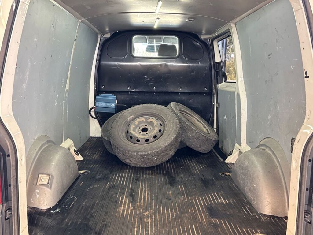 Volkswagen Transporter 2017 Valkoinen