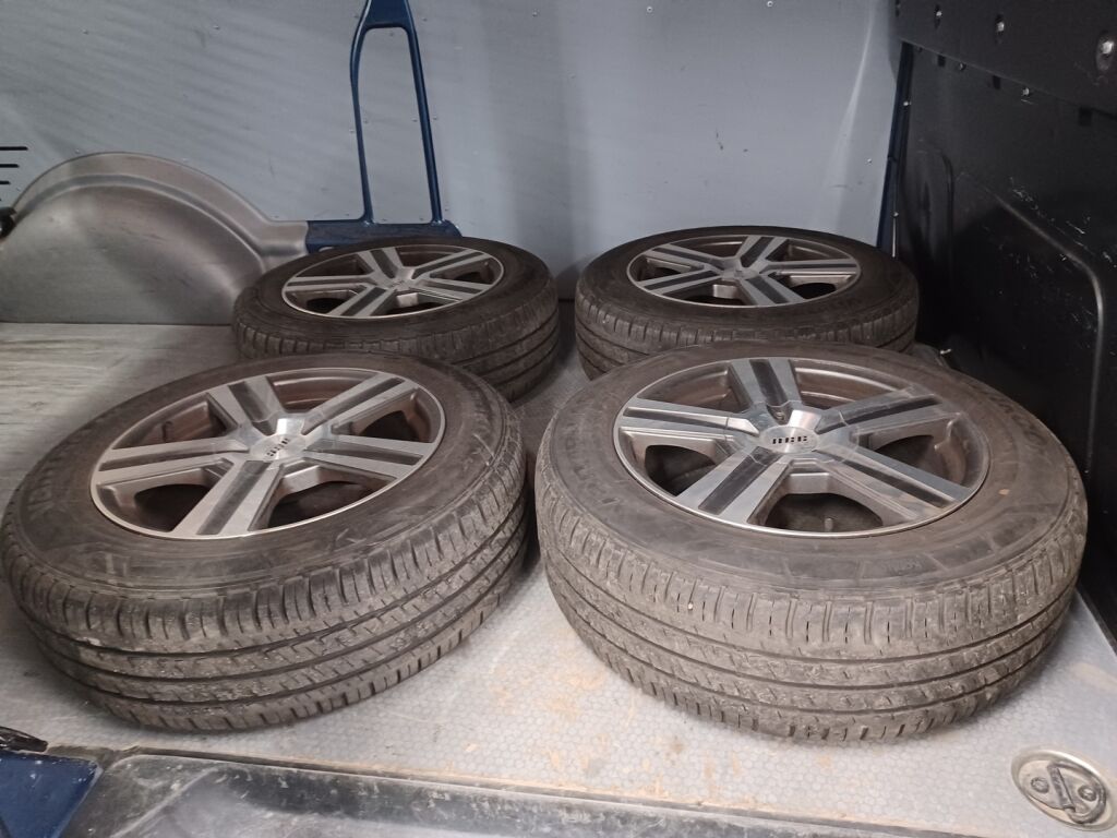 Volkswagen Transporter 2017 Sininen