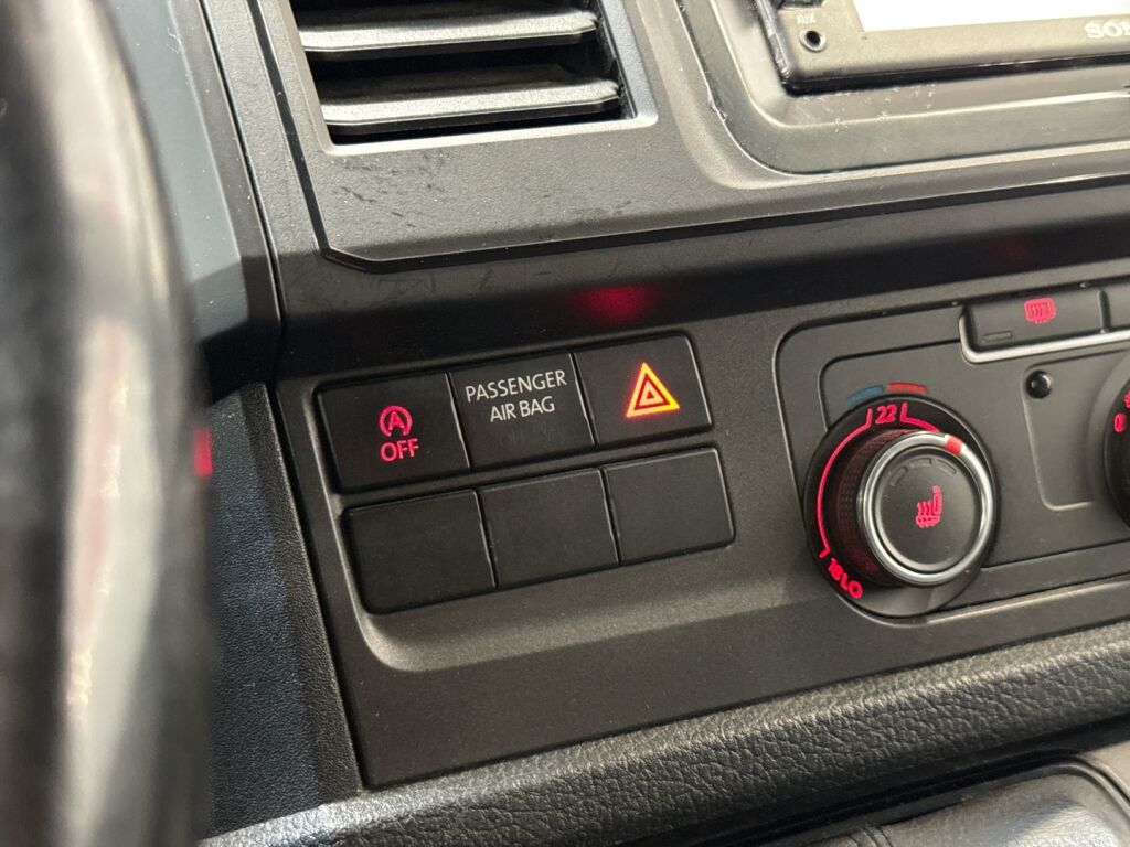 Volkswagen Transporter 2017 Sininen