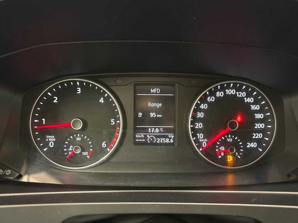 Volkswagen Transporter 2017 Sininen