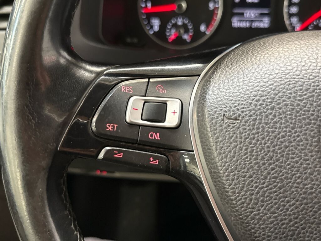 Volkswagen Transporter 2017 Sininen