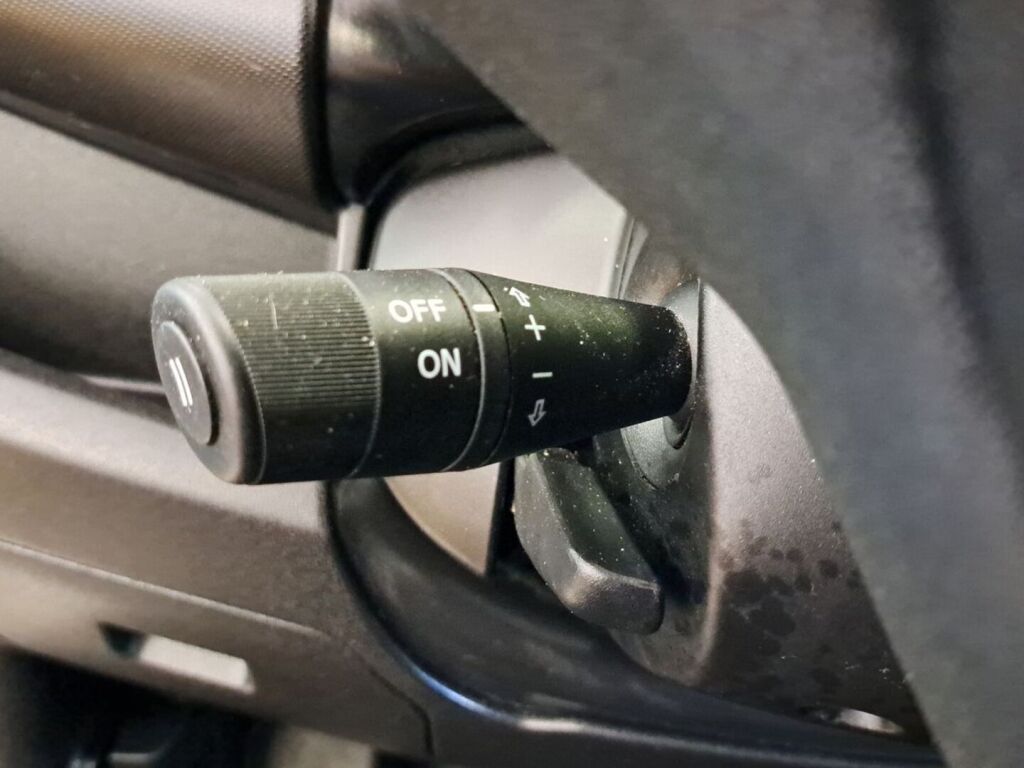 Opel Combo 2017 Valkoinen