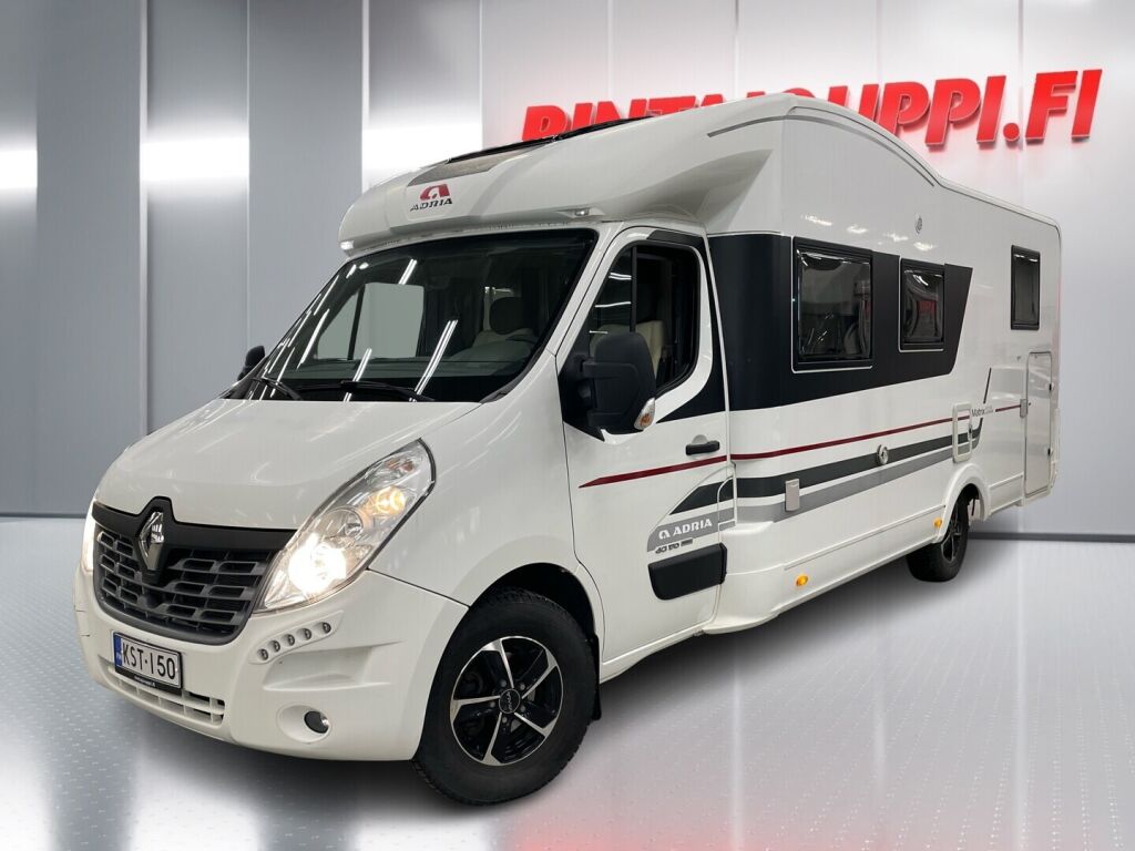 Adria Matrix Supreme 687 SBC 2017 Valkoinen