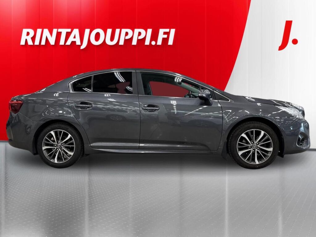 Toyota Avensis 2017 Harmaa