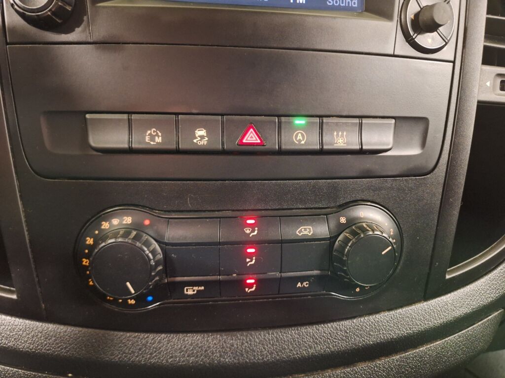 Mercedes-Benz Vito 2017 Harmaa