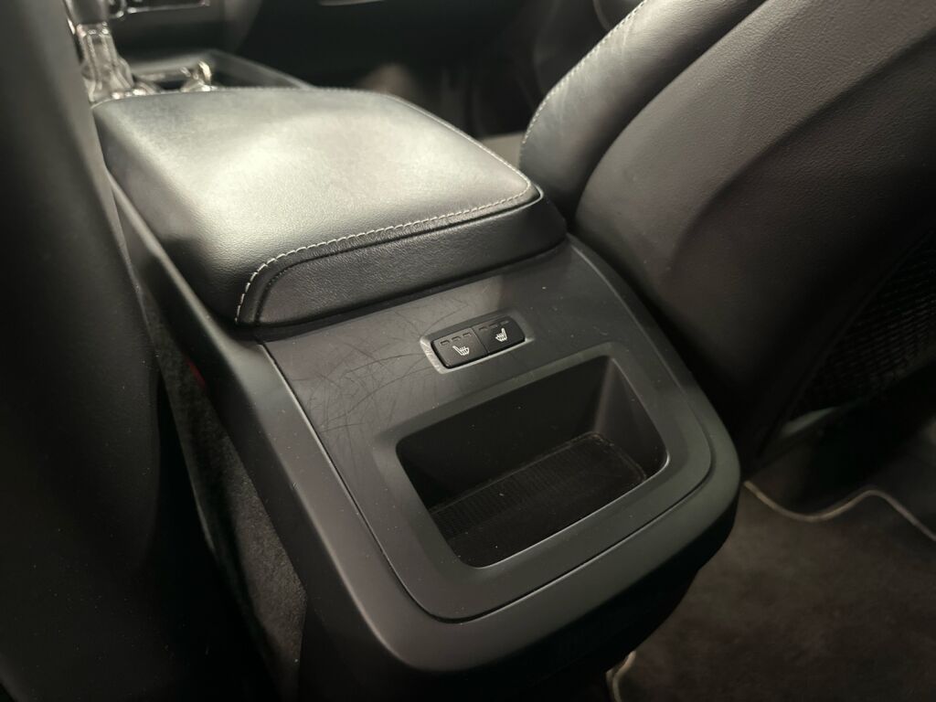 Volvo XC60 2018 Valkoinen