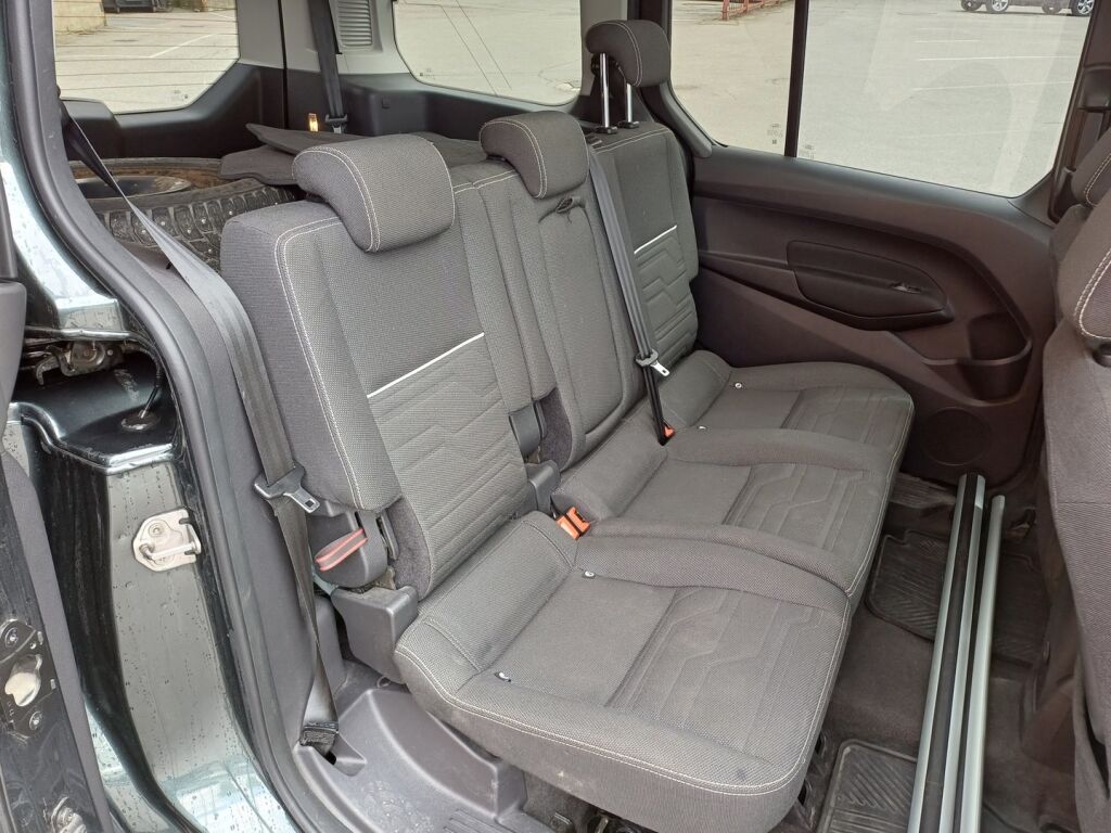 Ford Grand Tourneo Connect 2017 Vihreä