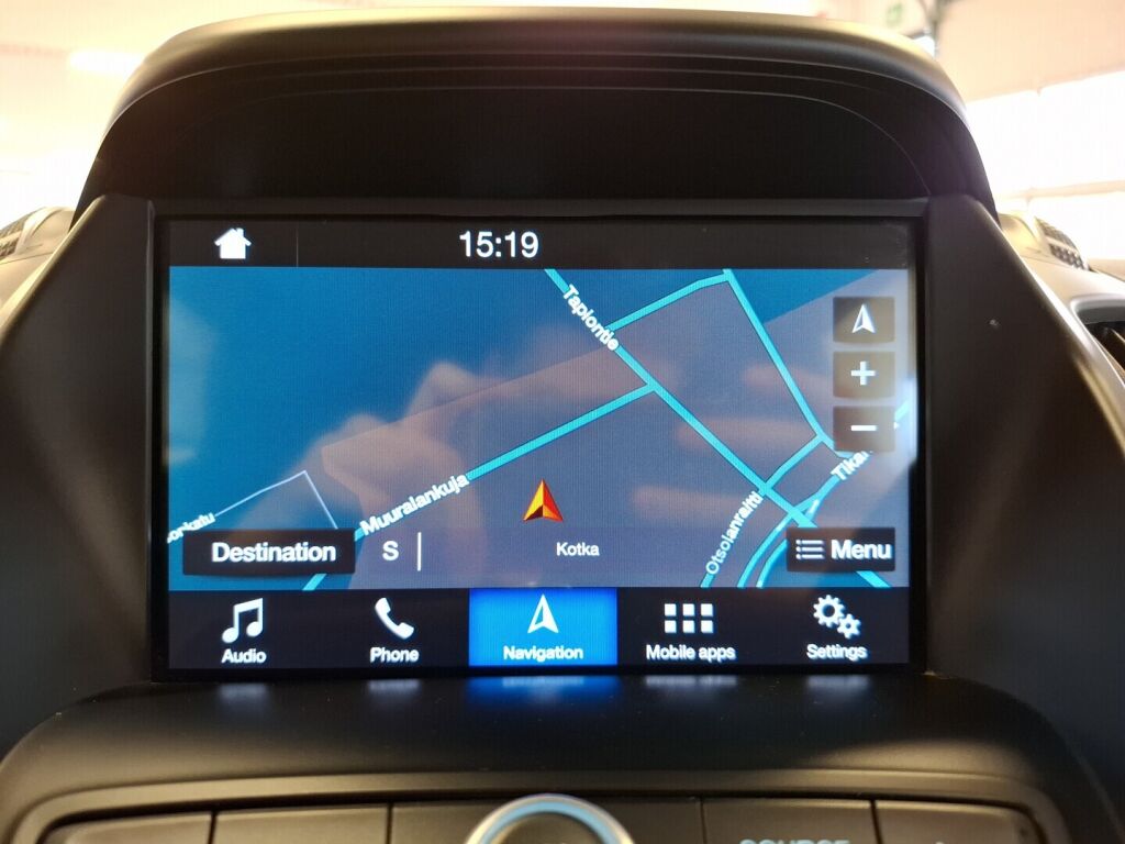 Ford Kuga 2018 Harmaa