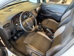 Opel Crossland X 2018 Valkoinen