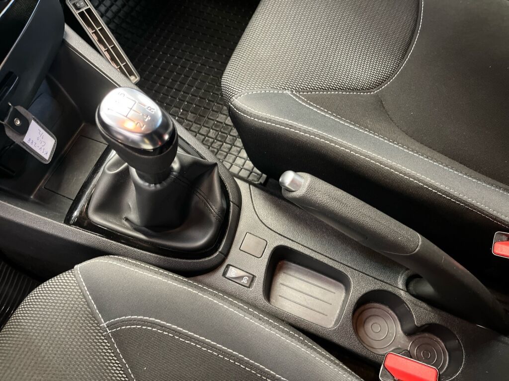 Renault Clio 2017 Harmaa