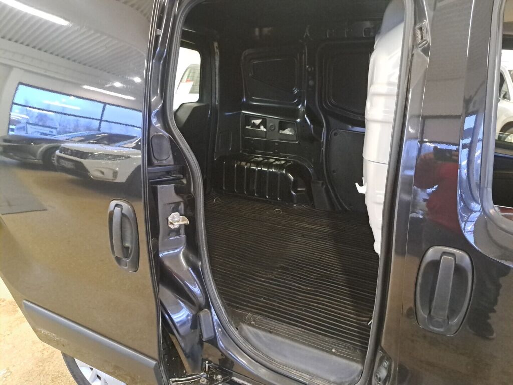 Fiat Fiorino 2017 Musta