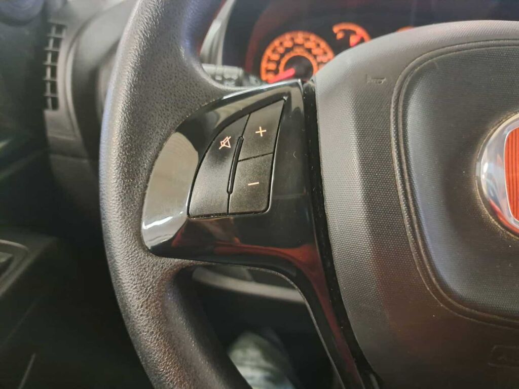 Fiat Fiorino 2017 Musta