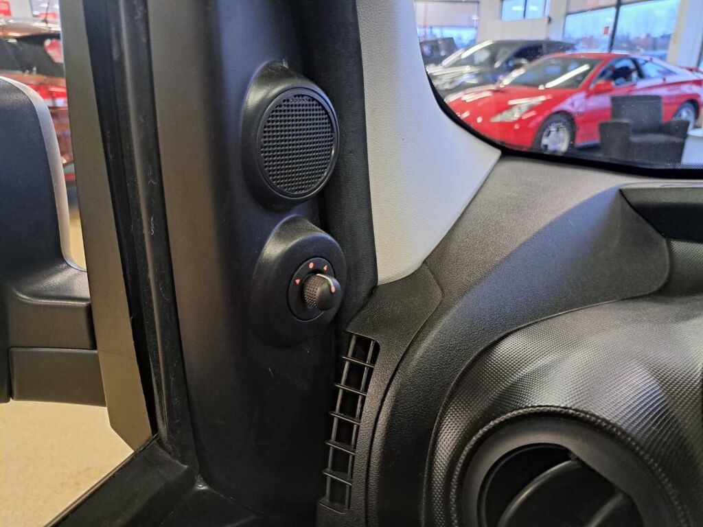 Fiat Fiorino 2017 Musta