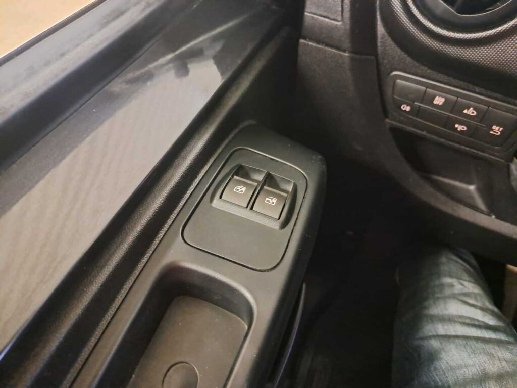 Fiat Fiorino 2017 Musta