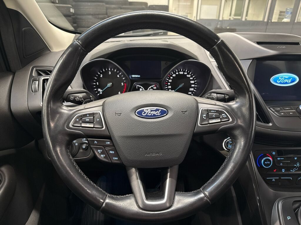 Ford Kuga 2017 Harmaa