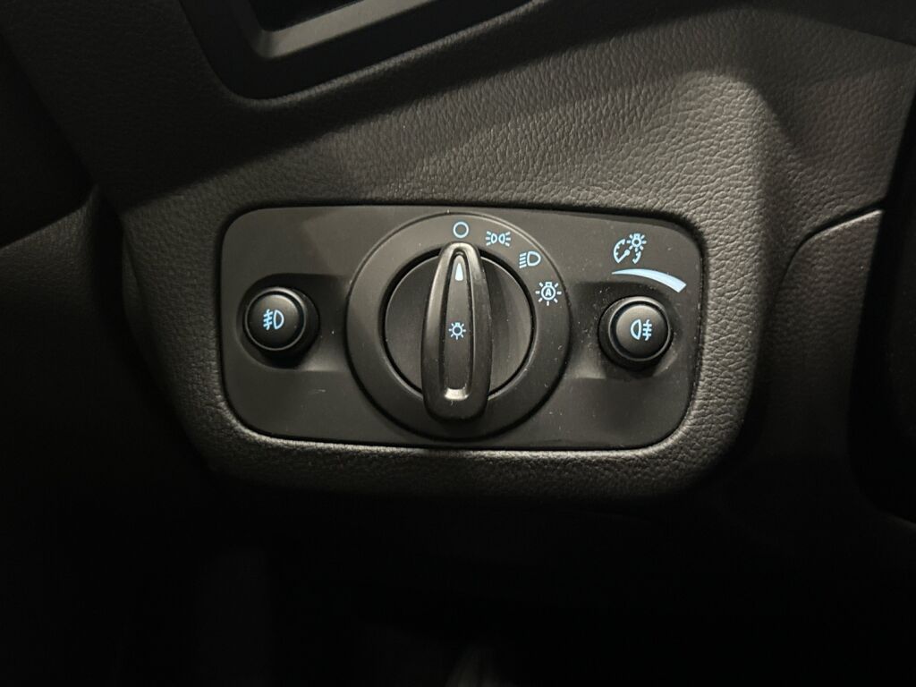 Ford Kuga 2017 Harmaa