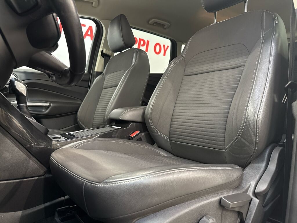 Ford Kuga 2017 Harmaa