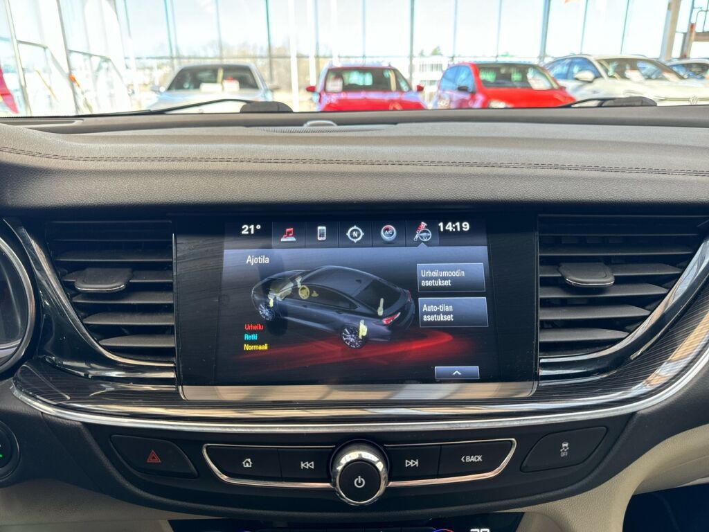 Opel Insignia 2017 Hopea