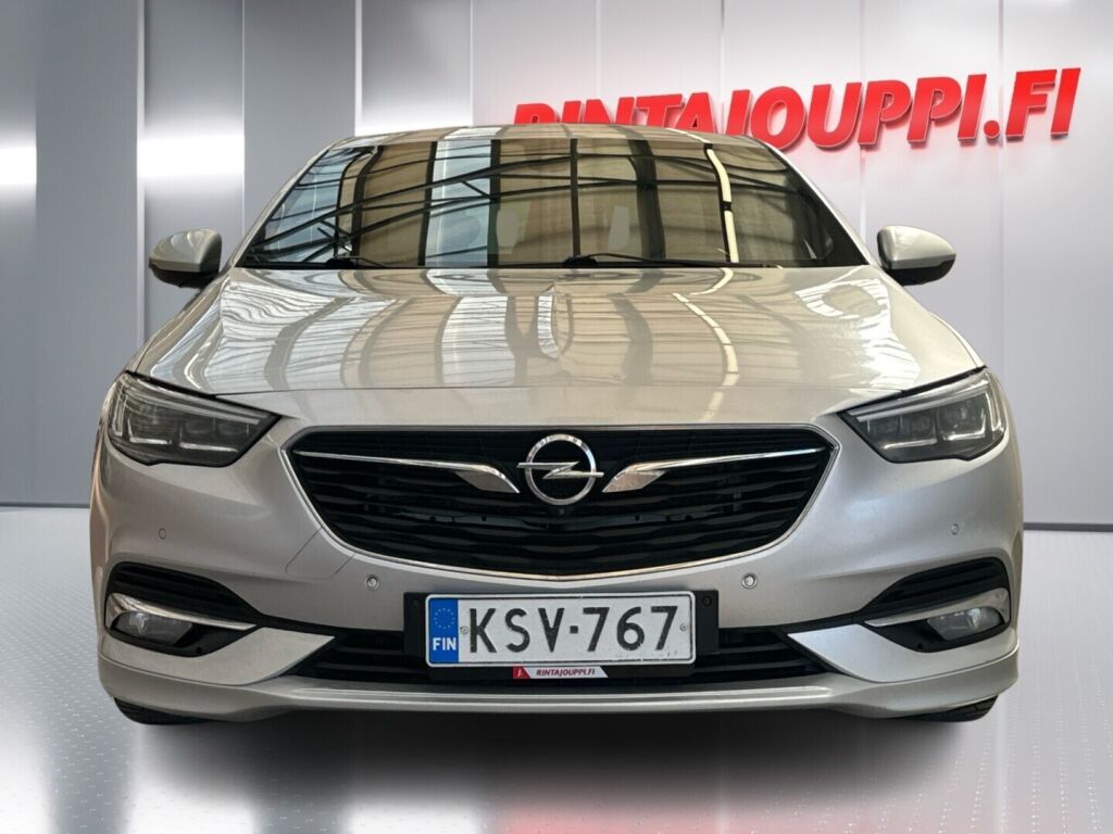 Opel Insignia 2017 Hopea