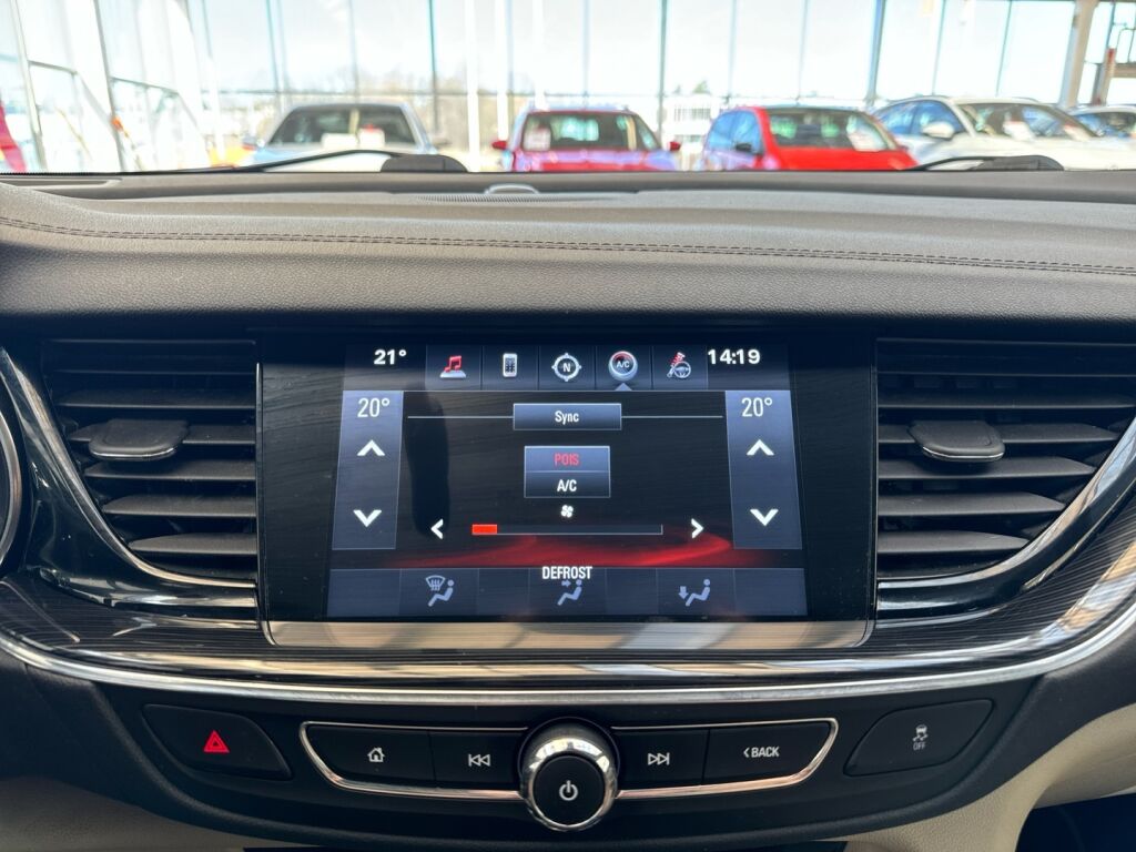 Opel Insignia 2017 Hopea