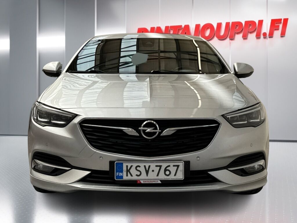 Opel Insignia 2017 Hopea