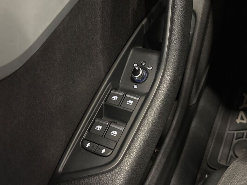 Audi A4 allroad quattro 2017 Sininen