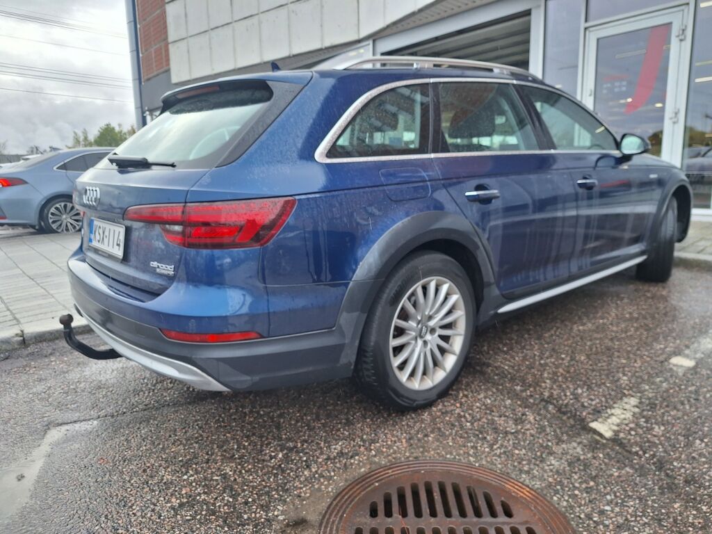 Audi A4 allroad quattro 2017 Sininen