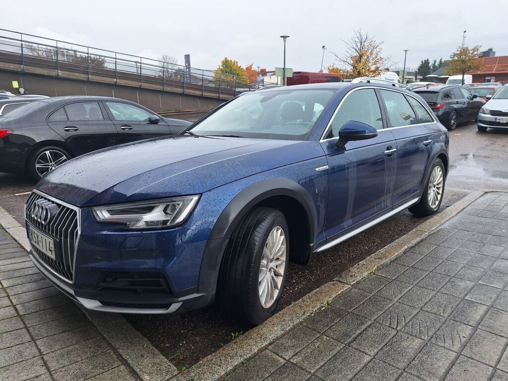 Audi A4 allroad quattro 2017 Sininen