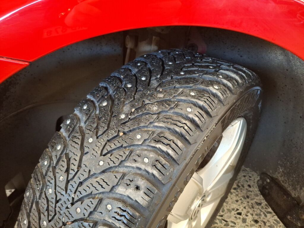 Volkswagen Golf 2018 Punainen