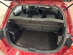 Toyota Yaris 2017 Punainen