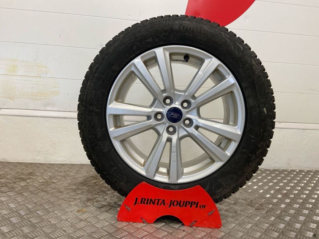 Ford Kuga 2017 Harmaa