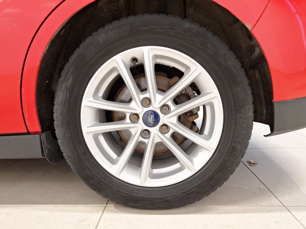 Ford C-Max 2017 Punainen