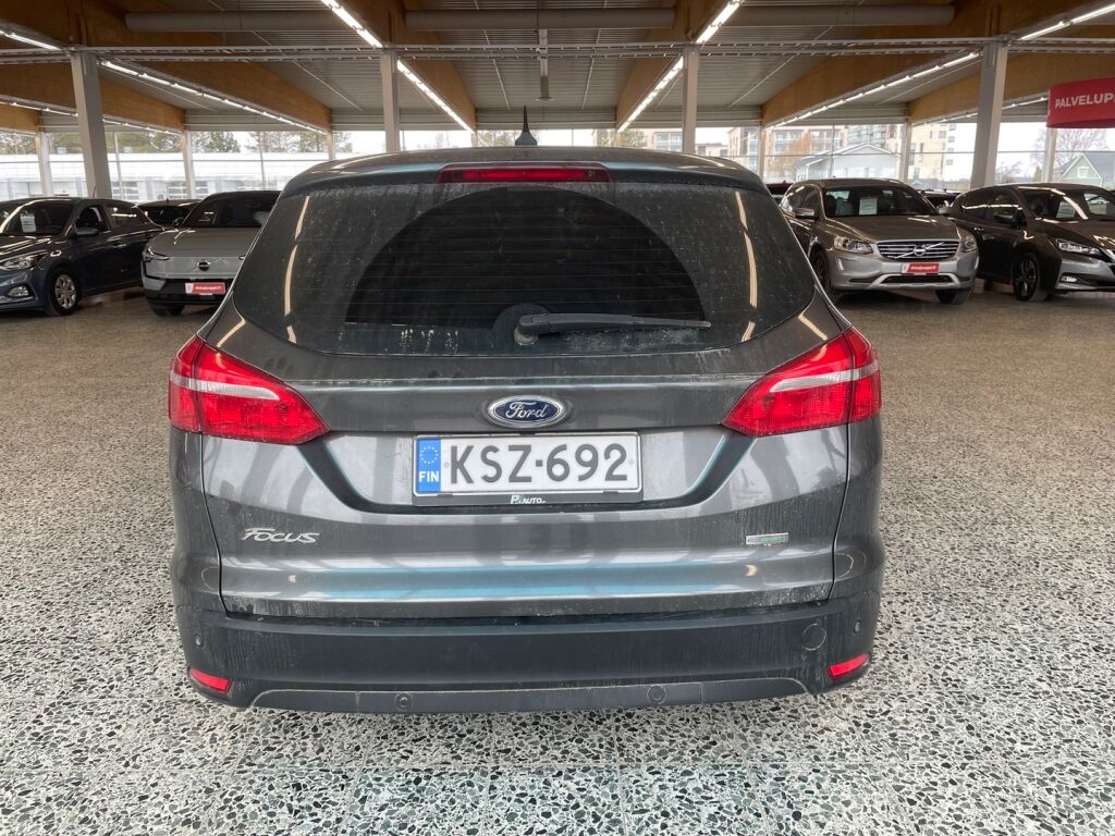 Ford Focus 2017 Harmaa