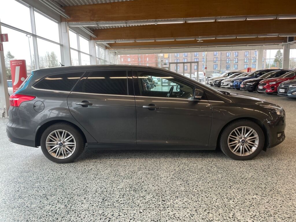 Ford Focus 2017 Harmaa