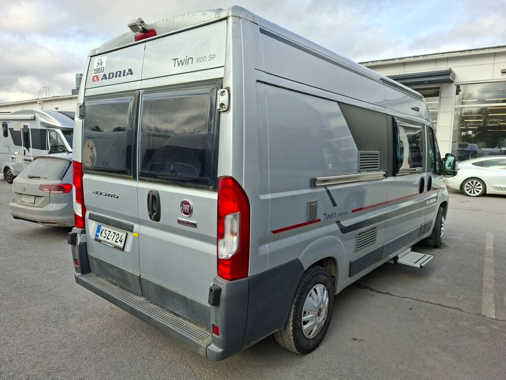 Adria TWIN 600 SP 2017 Harmaa