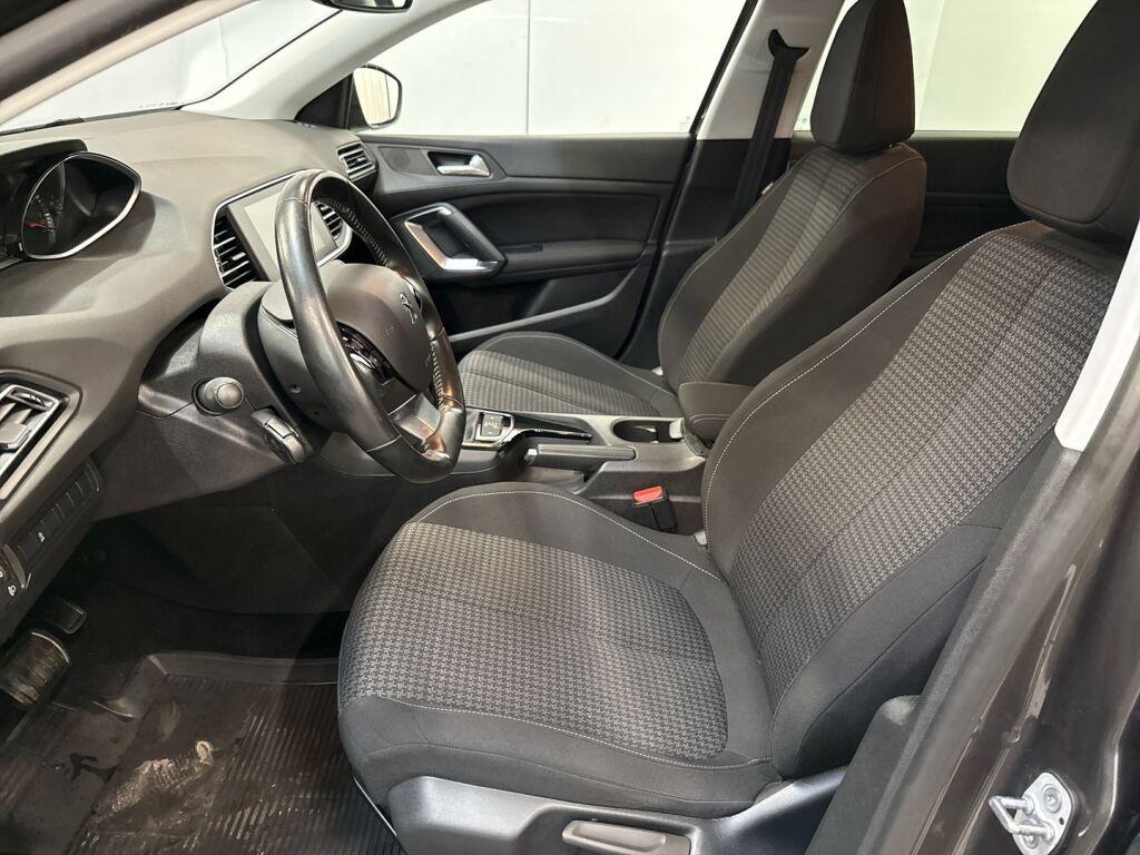 Peugeot 308 2018 Harmaa