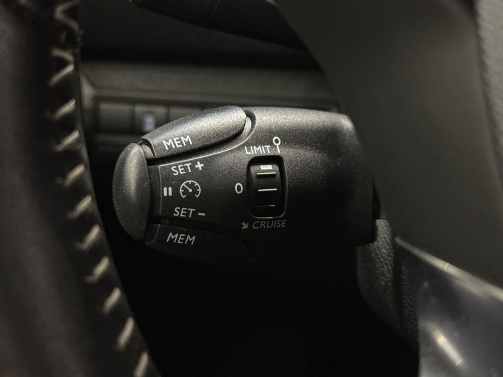 Peugeot 308 2018 Harmaa