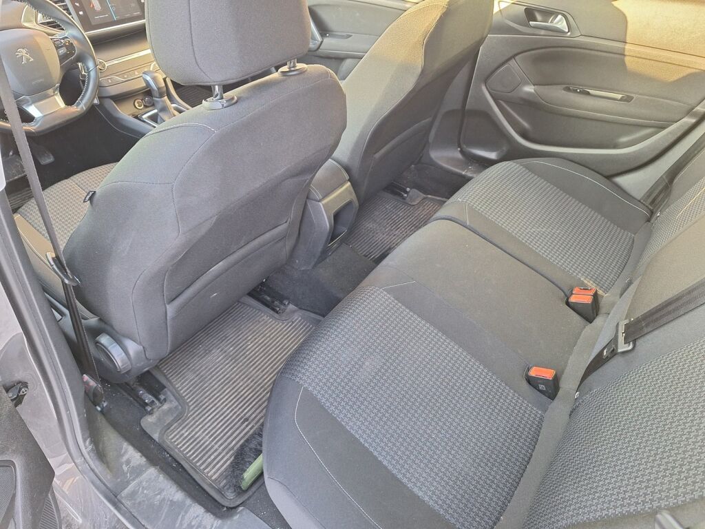 Peugeot 308 2018 Harmaa