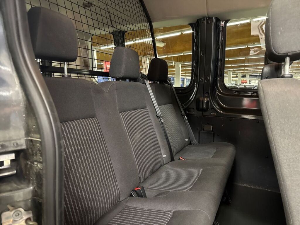 Ford Transit 2018 Harmaa